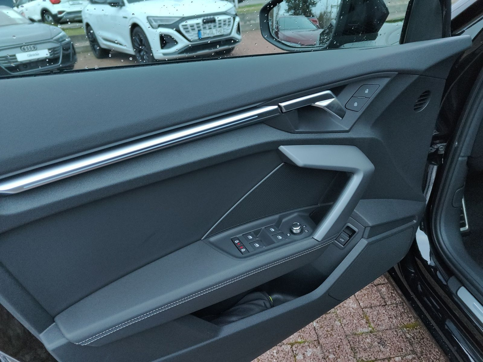 Audi - A3 Limousine_5