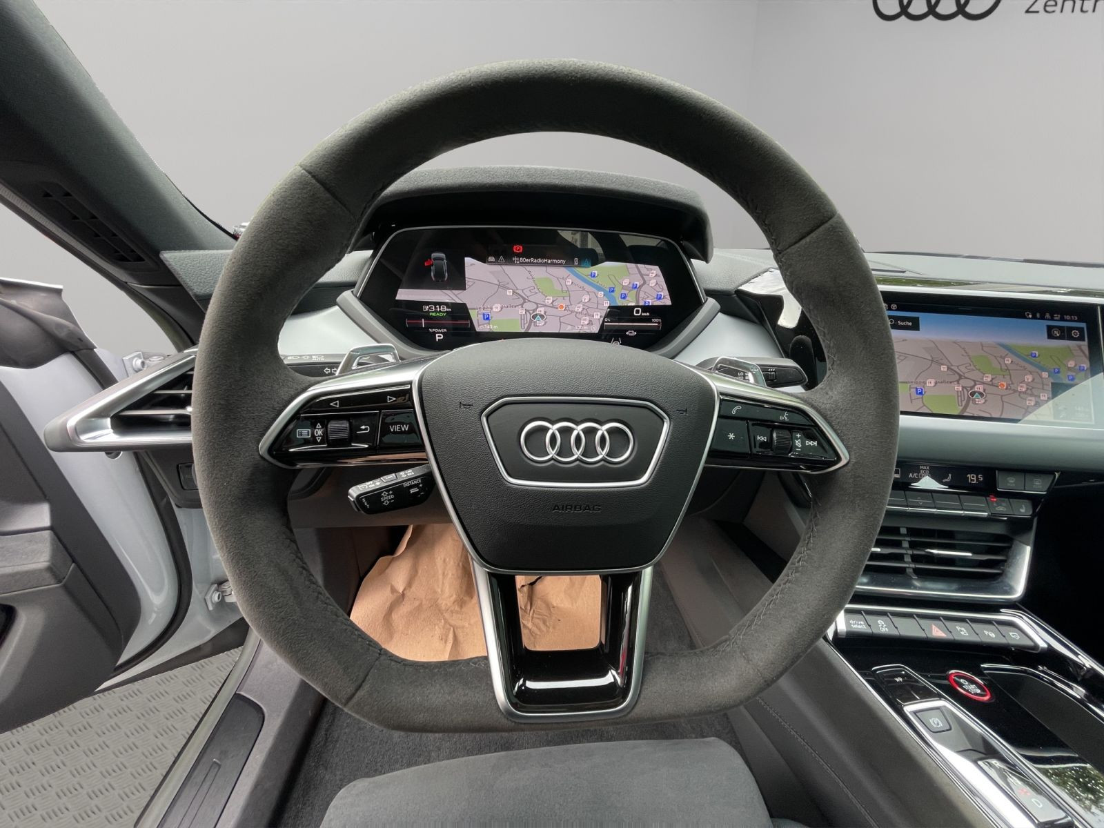 Audi - e-tron GT quattro_12