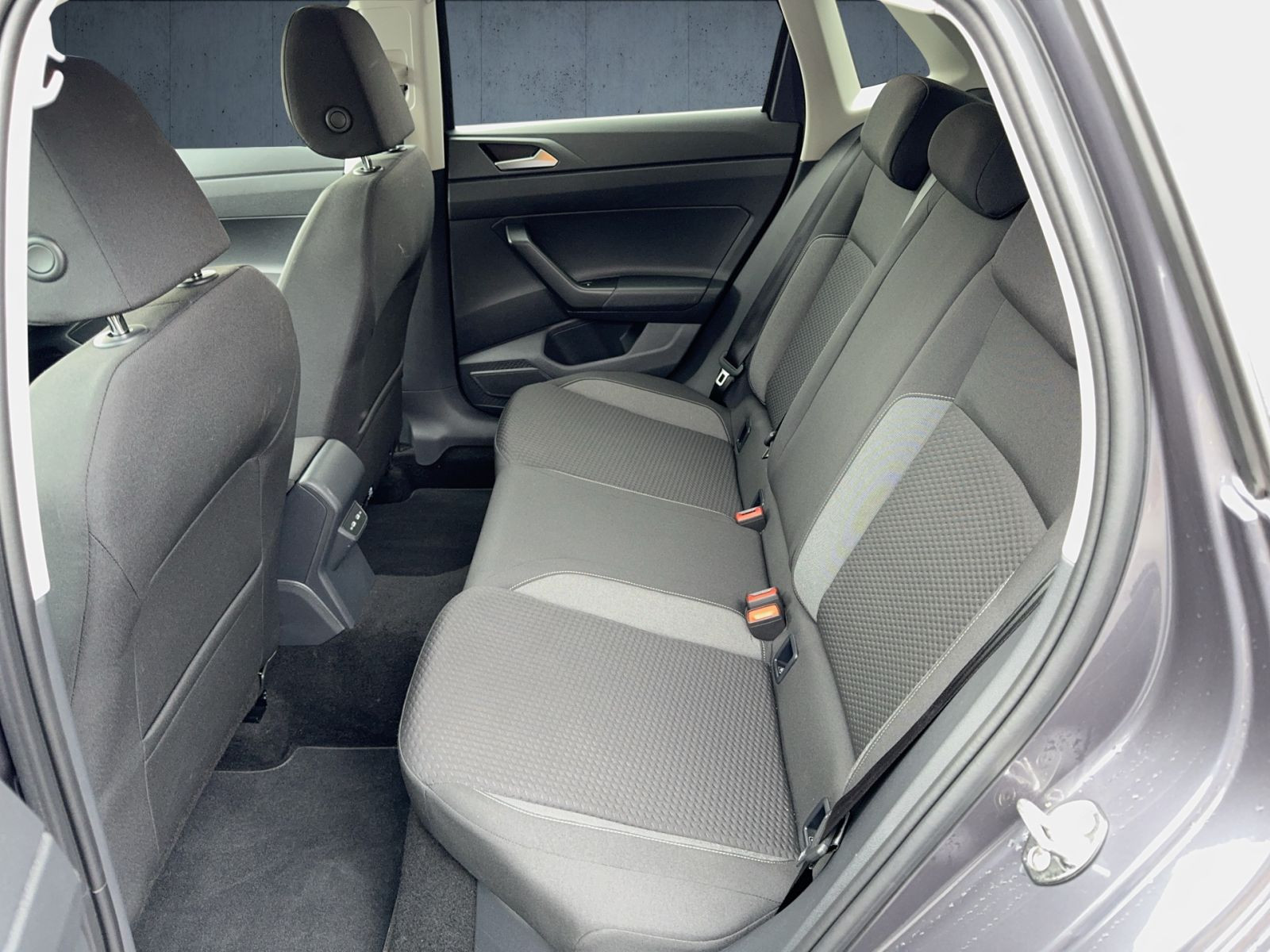 Volkswagen - Polo_12