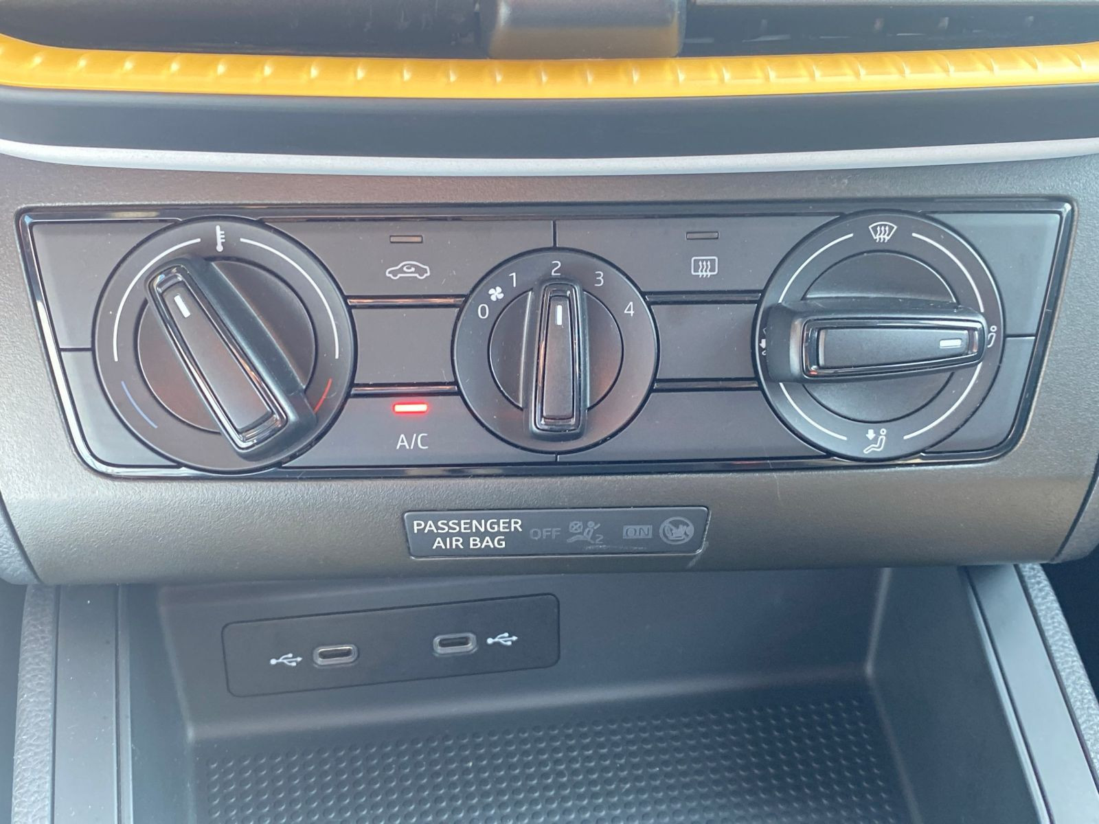 Seat - Ibiza_14