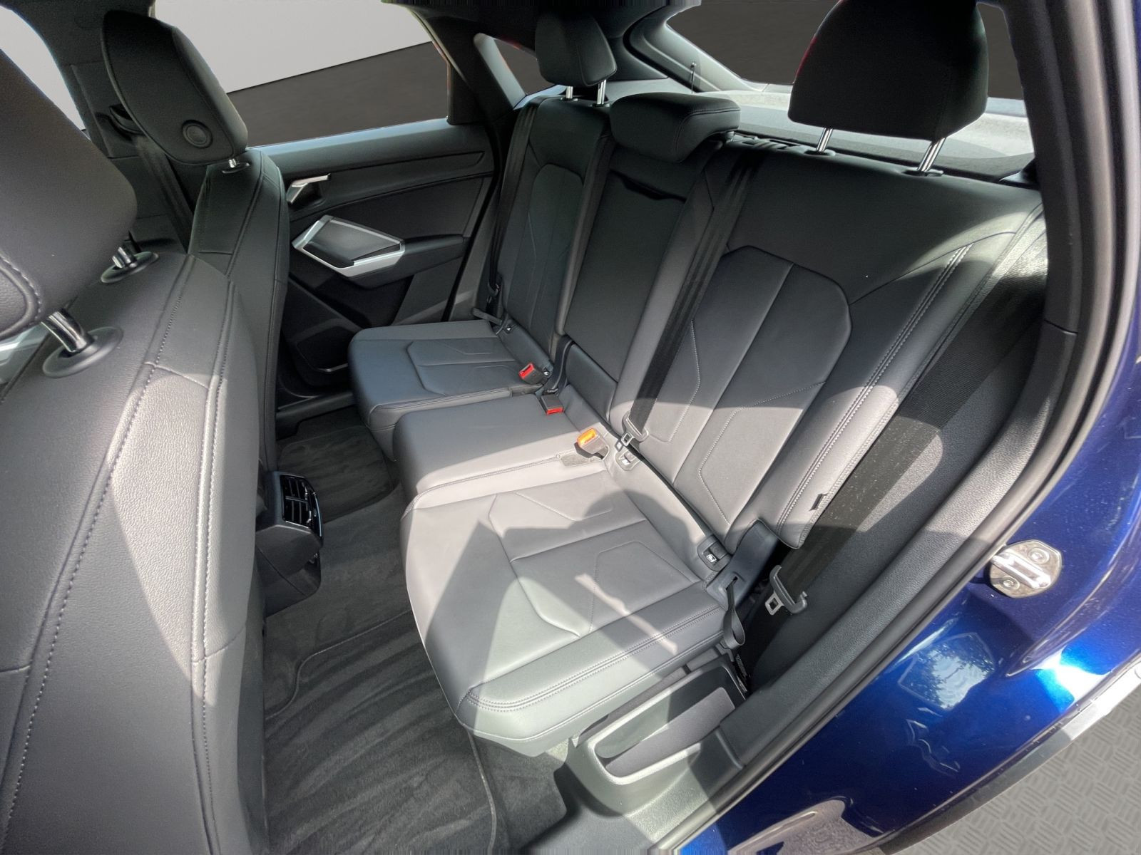 Audi - Q3 Sportback_18