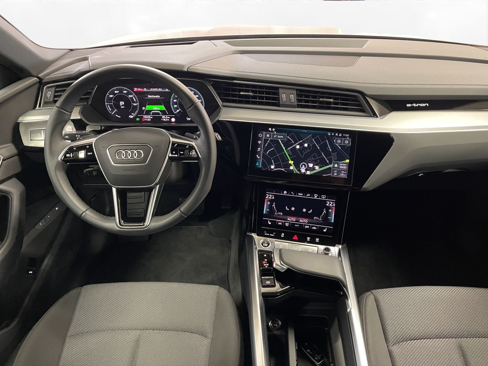 Audi - Q8 e-tron_22