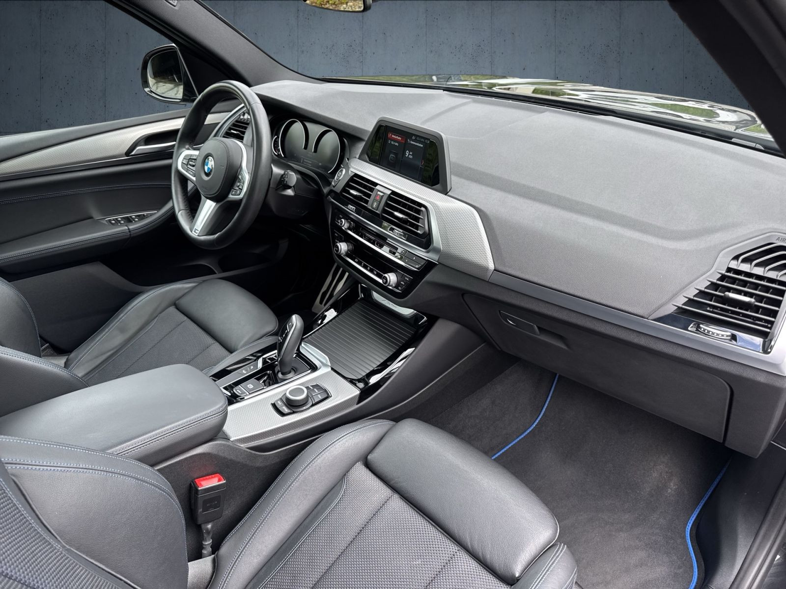 BMW - X3_14