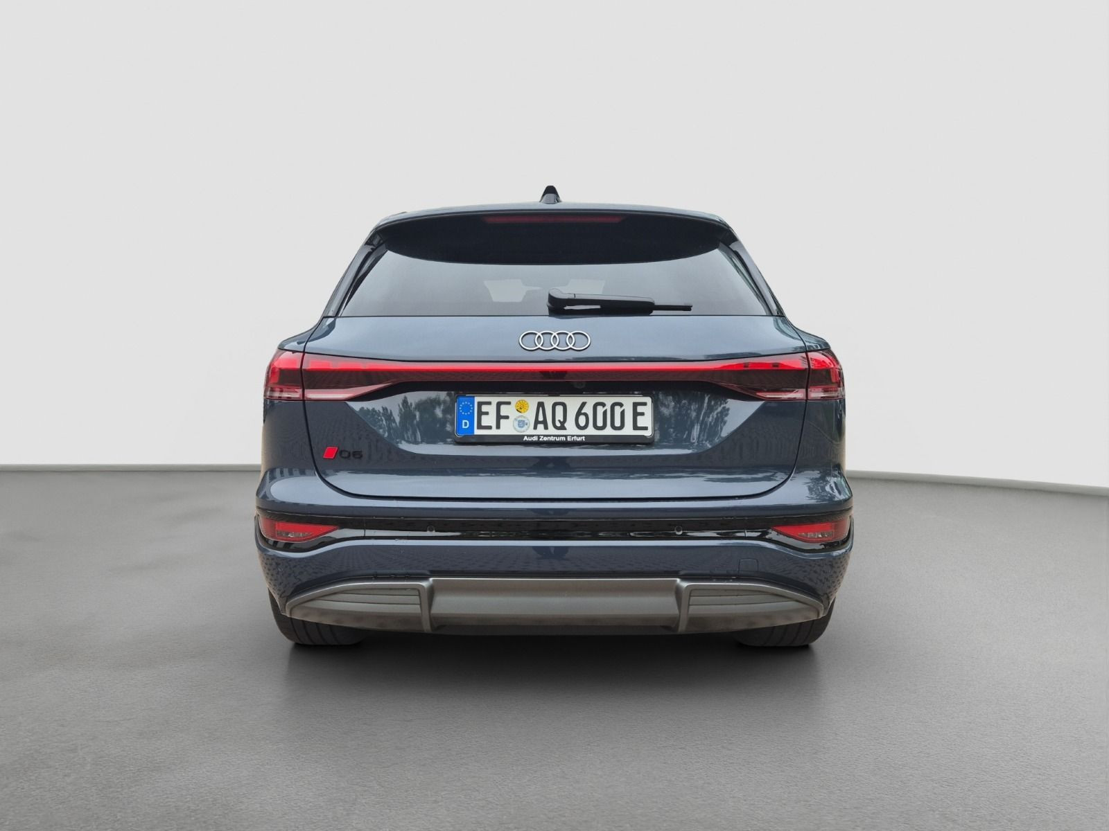 Audi - Q6_7