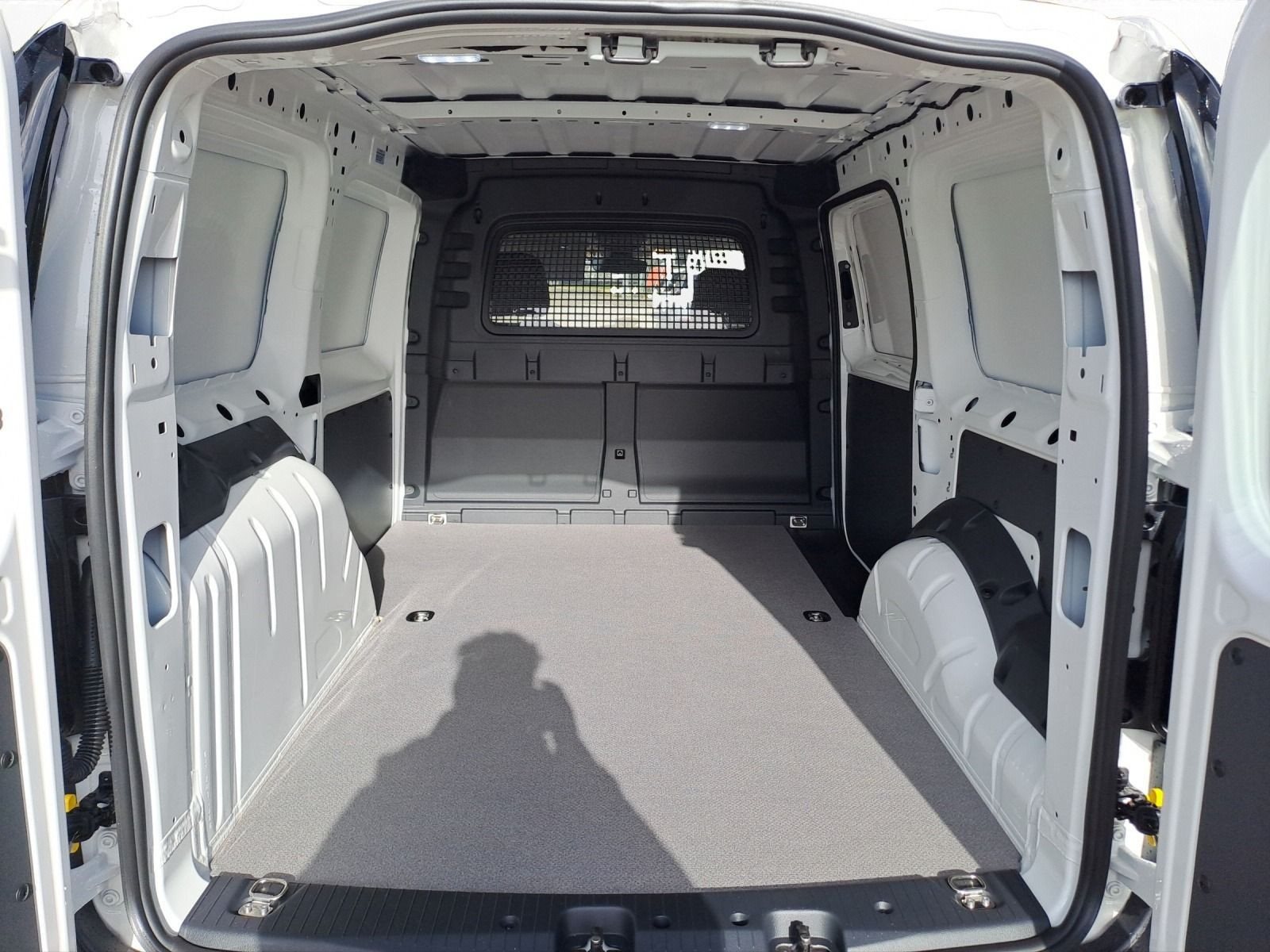 Volkswagen - Caddy Maxi_15