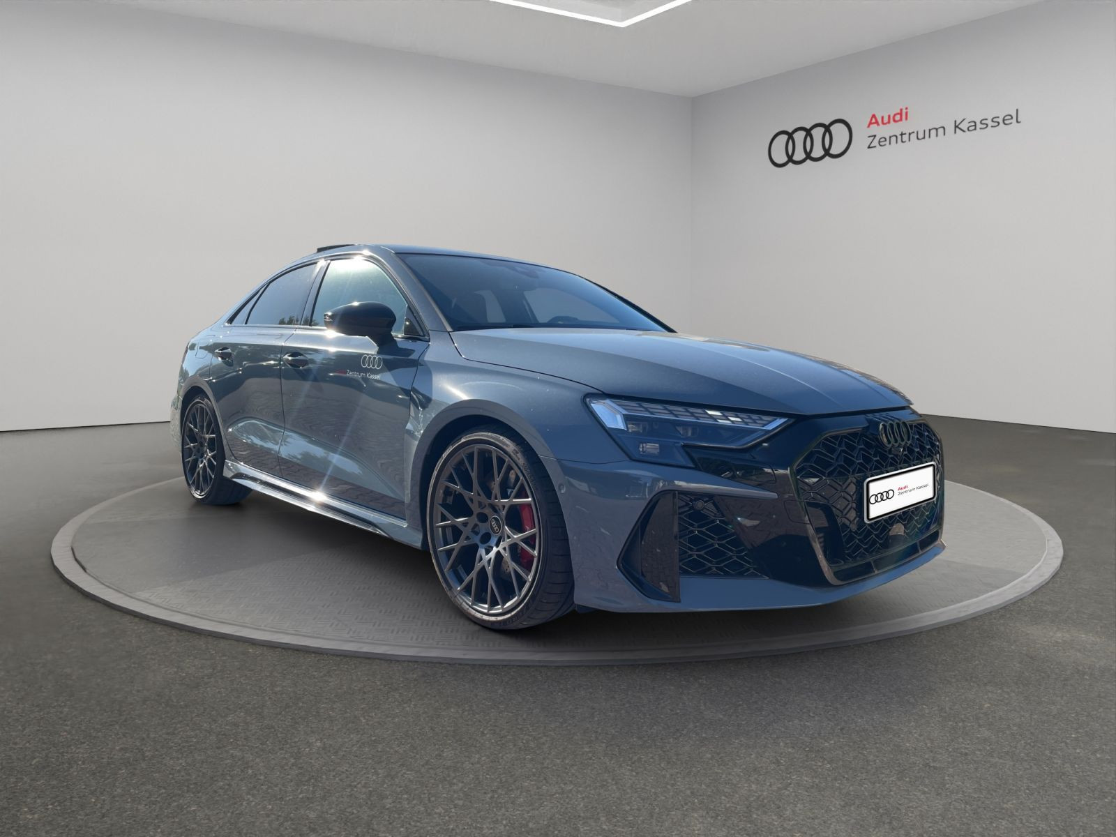 Audi - RS 3 Limousine_9