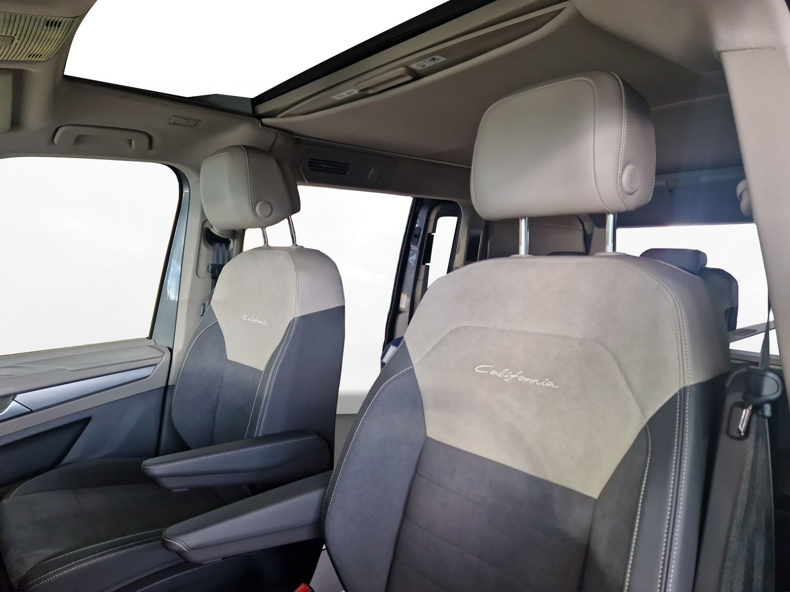Volkswagen - California_11