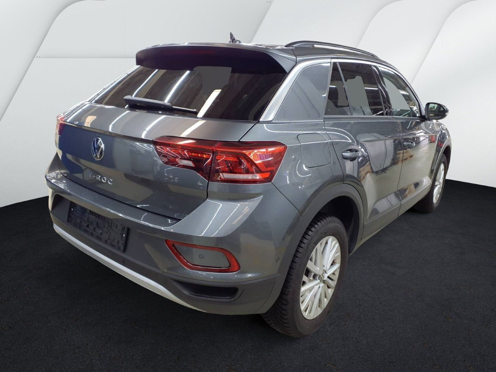 Volkswagen - T-Roc_4