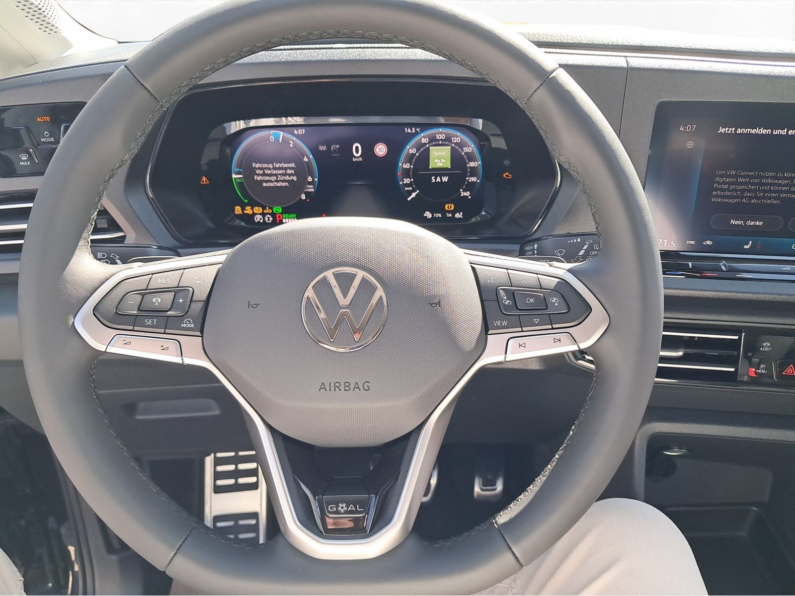 Volkswagen - Caddy Maxi_9