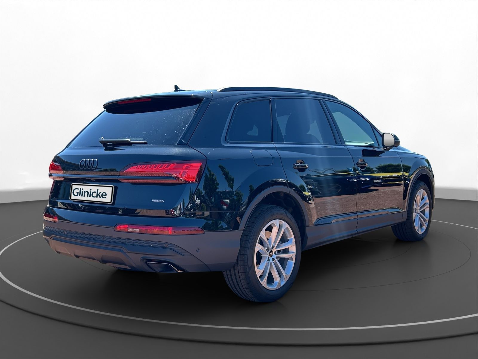 Audi - Q7_10