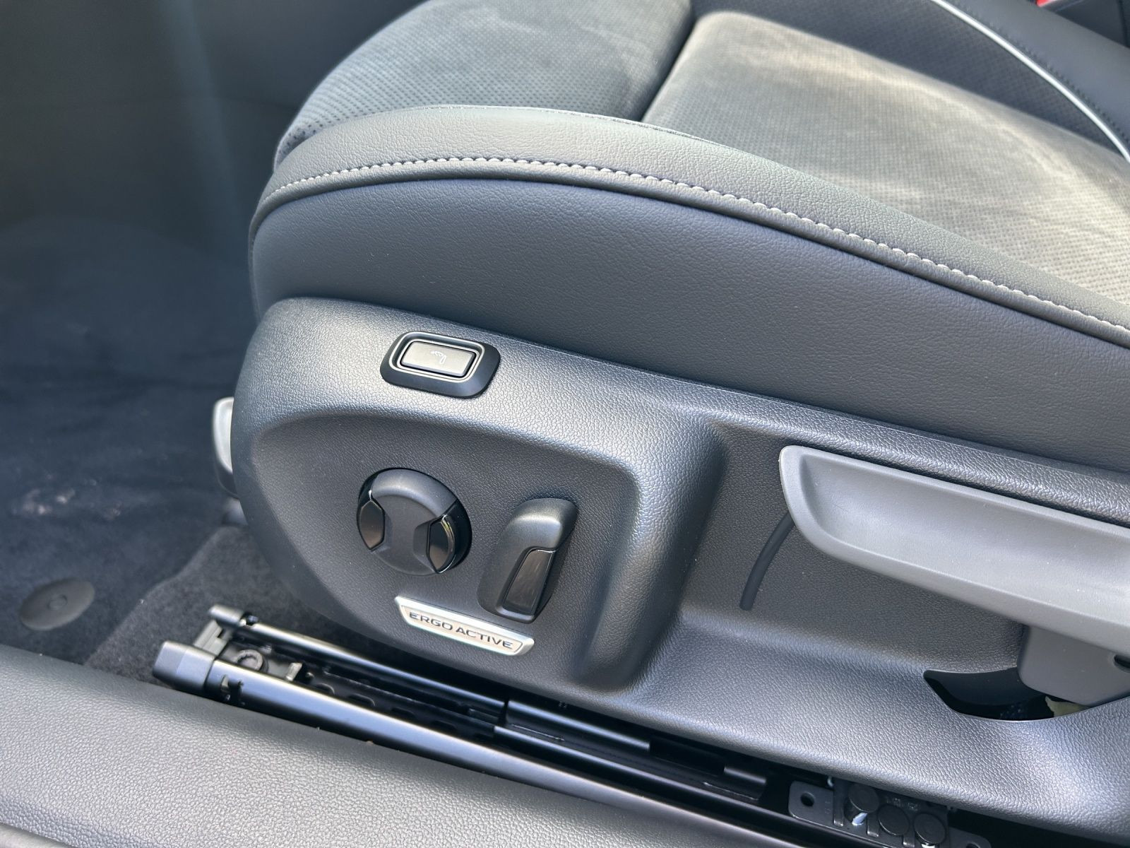 Volkswagen - Passat_17