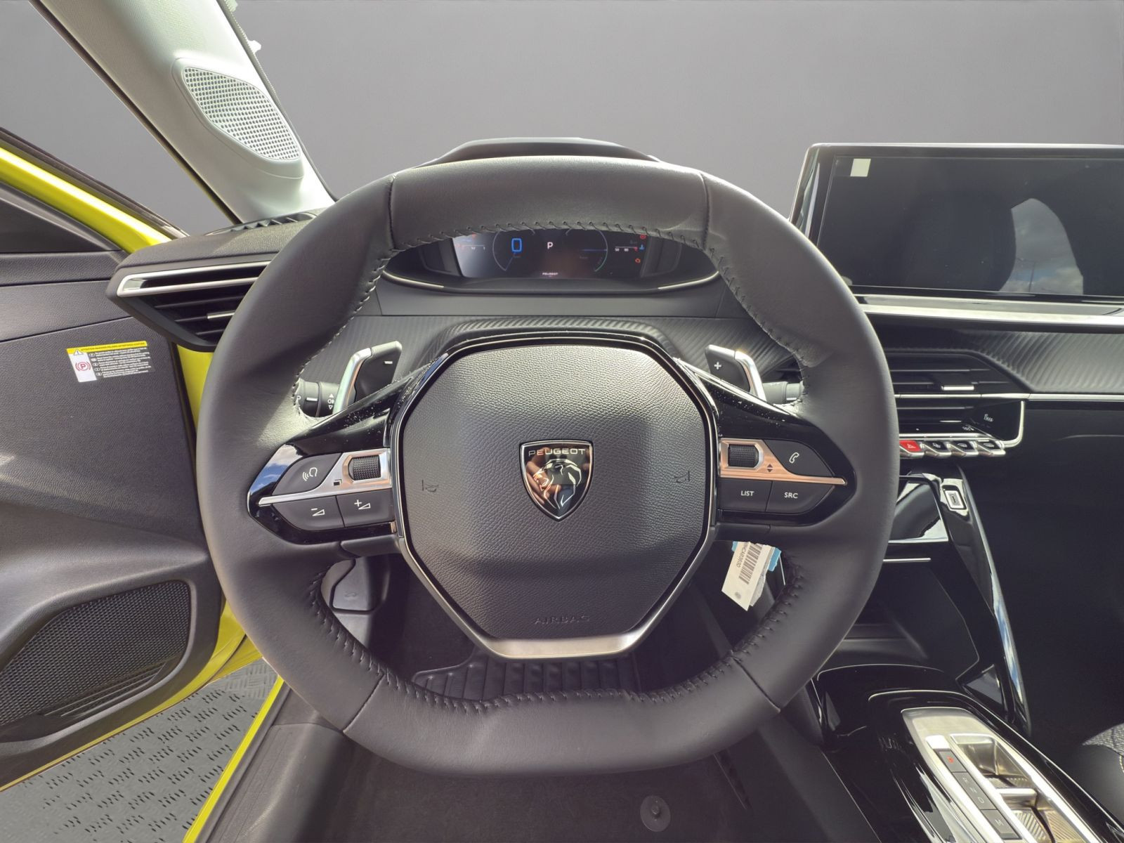 Peugeot - 208_10