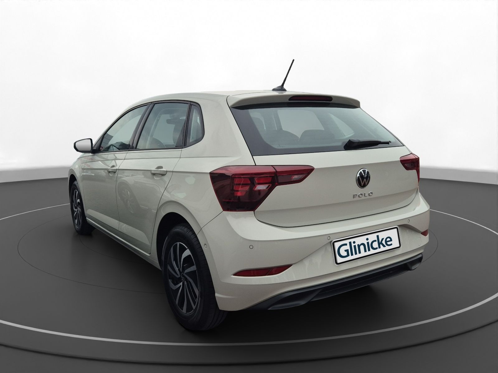 Volkswagen - Polo_6