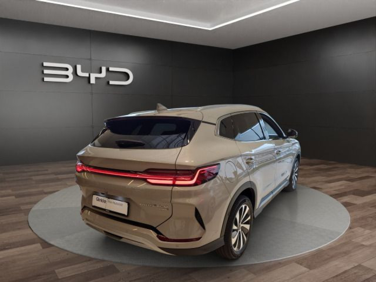 BYD - Seal U_6