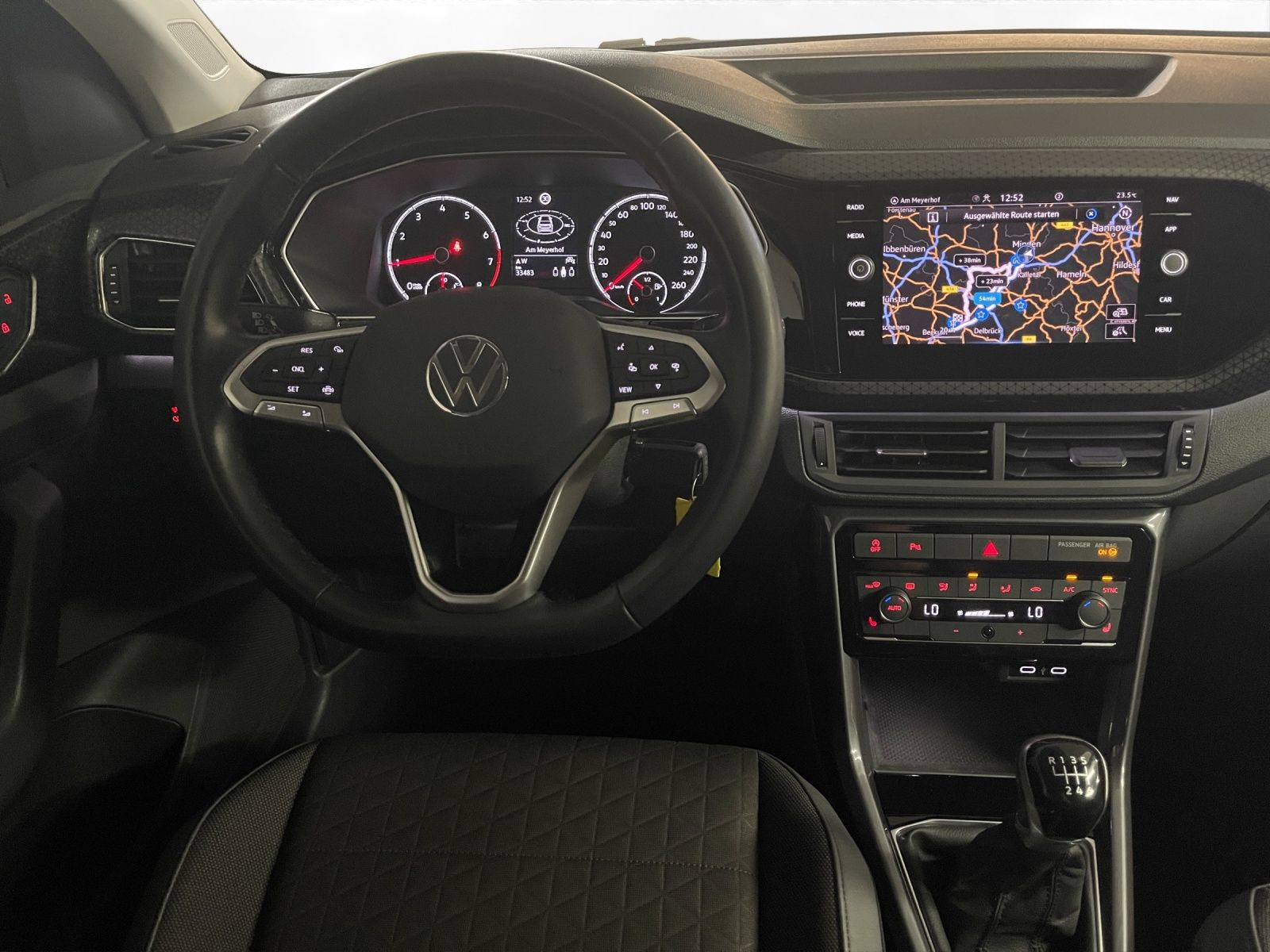 Volkswagen - T-Cross_22