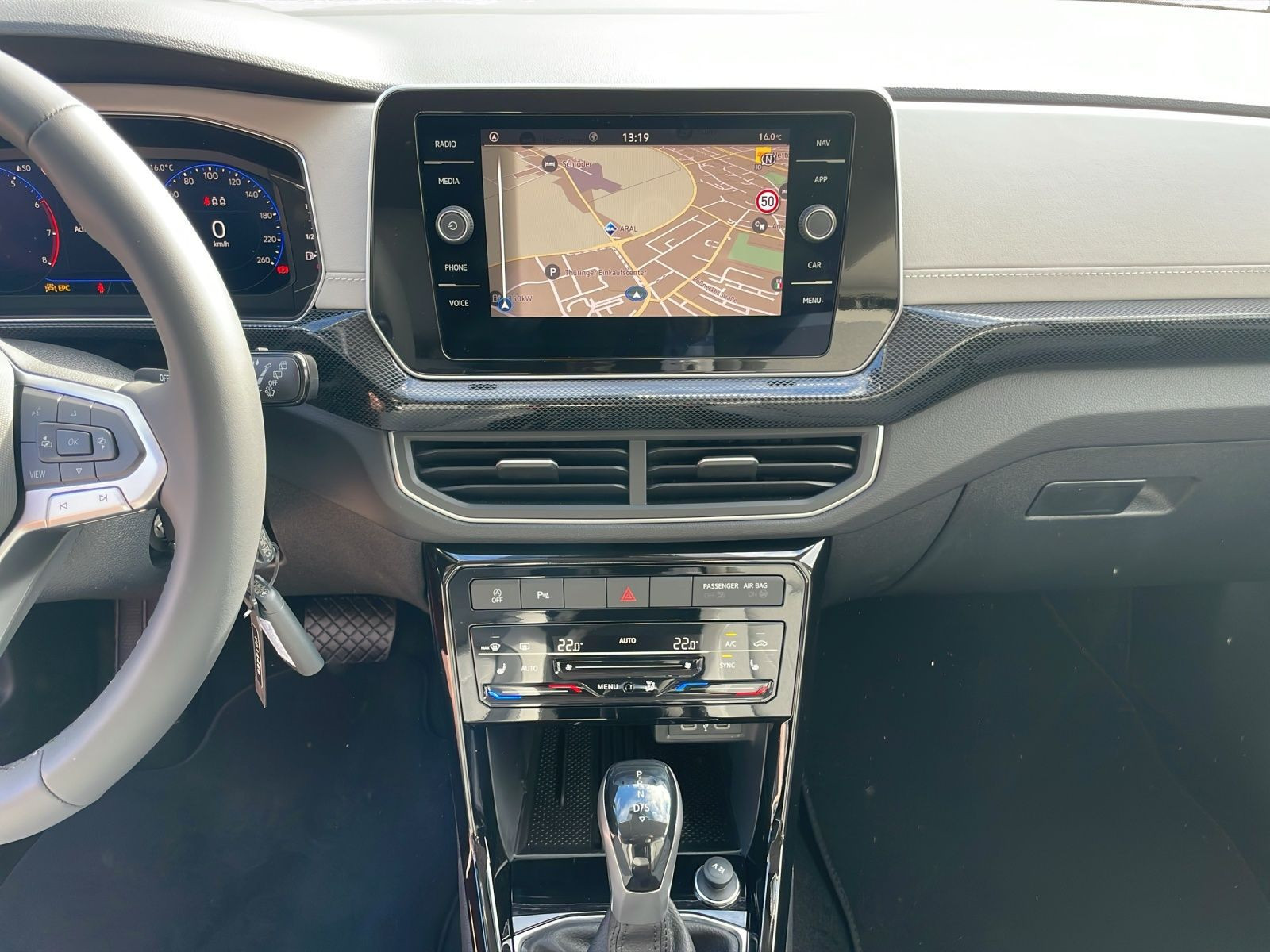 Volkswagen - T-Cross_10
