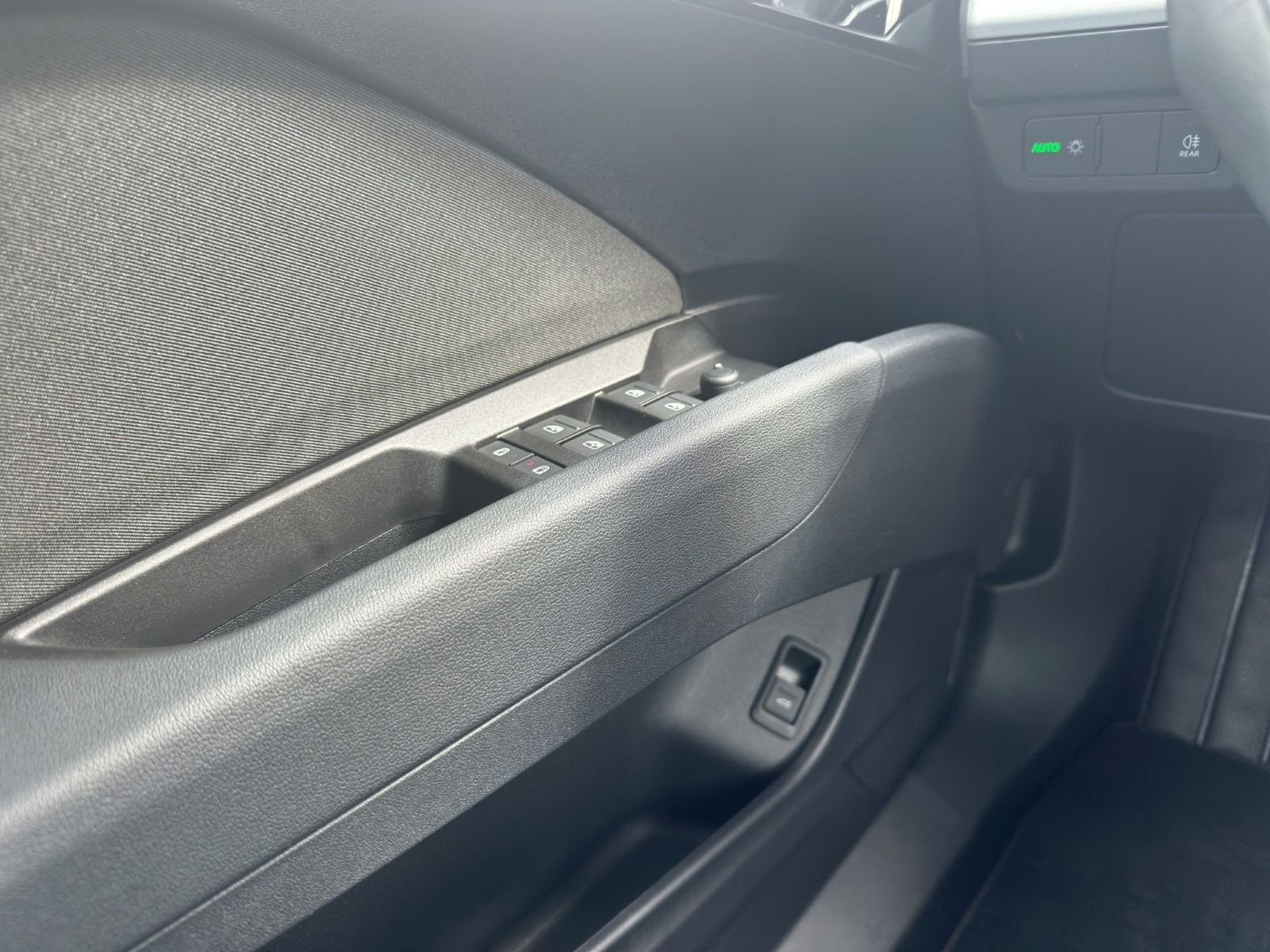 Audi - Q4_11