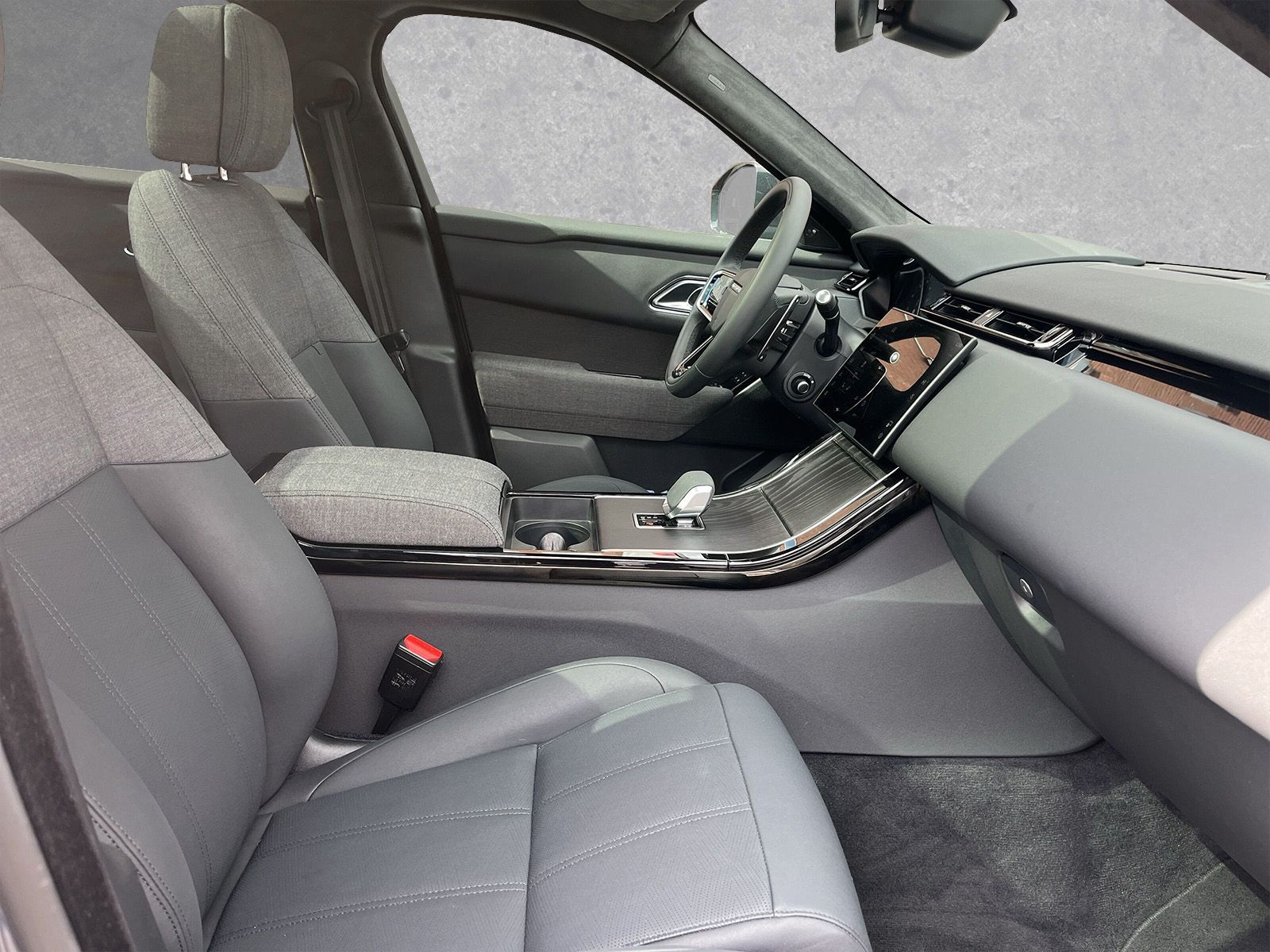 Land Rover - Range Rover Velar_3