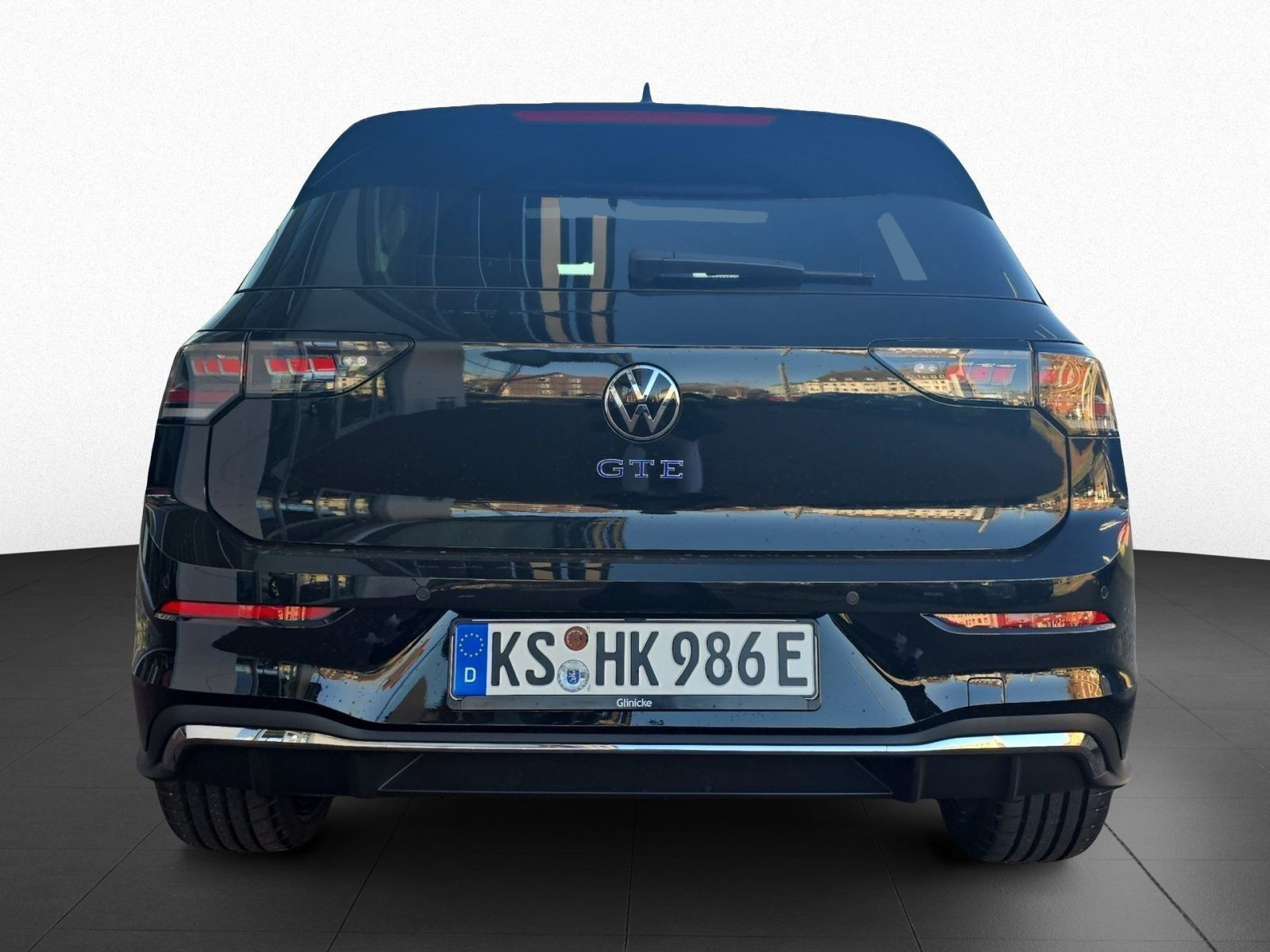 Volkswagen - Golf_6
