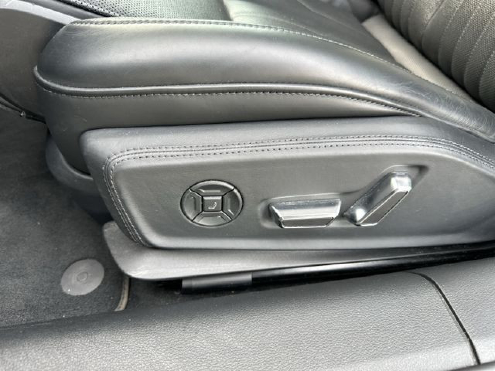 Audi - A6 Limousine_26