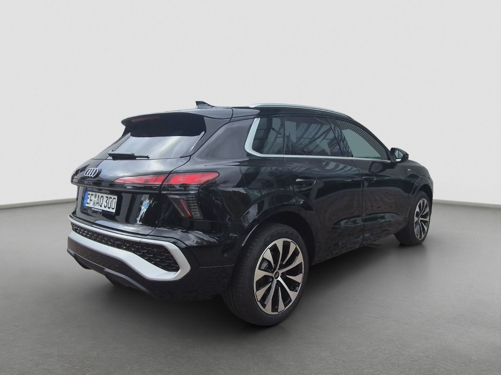 Audi - Q3_8 Audi - Q3_8