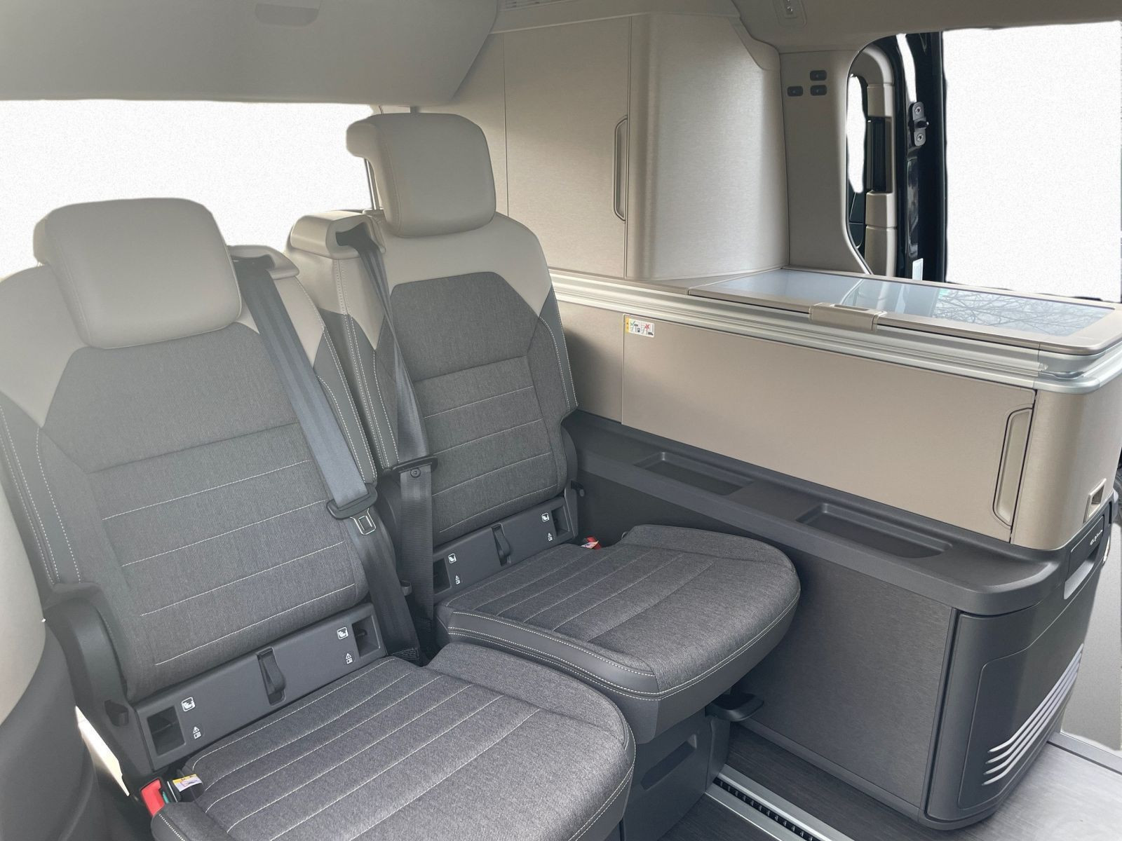 Volkswagen - California_5