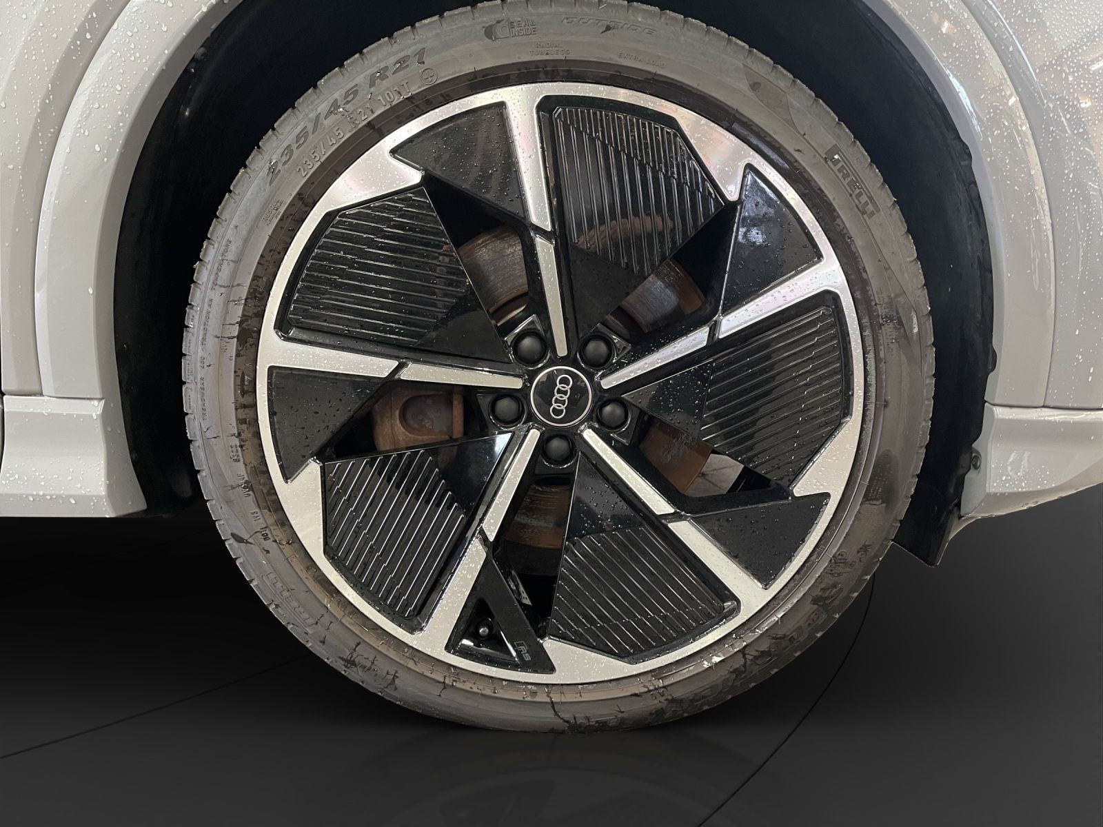 Audi - Q4 Sportback e-tron_15