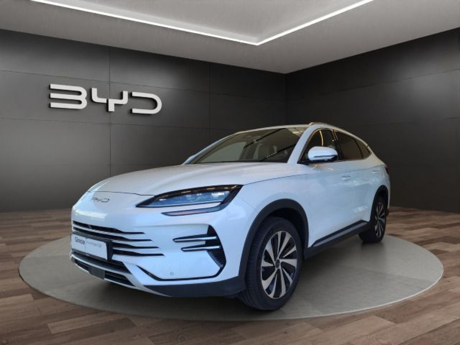 Seal U DM-i Boost Plug-In Hybrid 1080km PANODACH