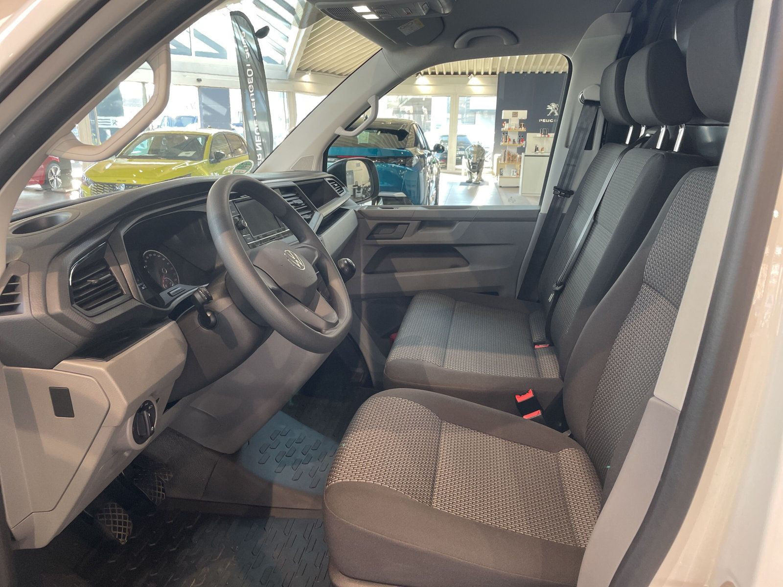Volkswagen - T6.1 Transporter_9