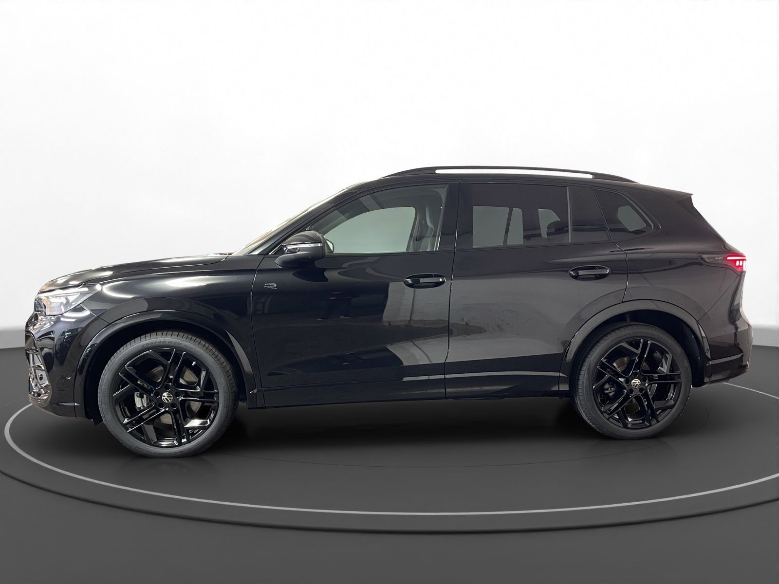 Volkswagen - Tiguan_8
