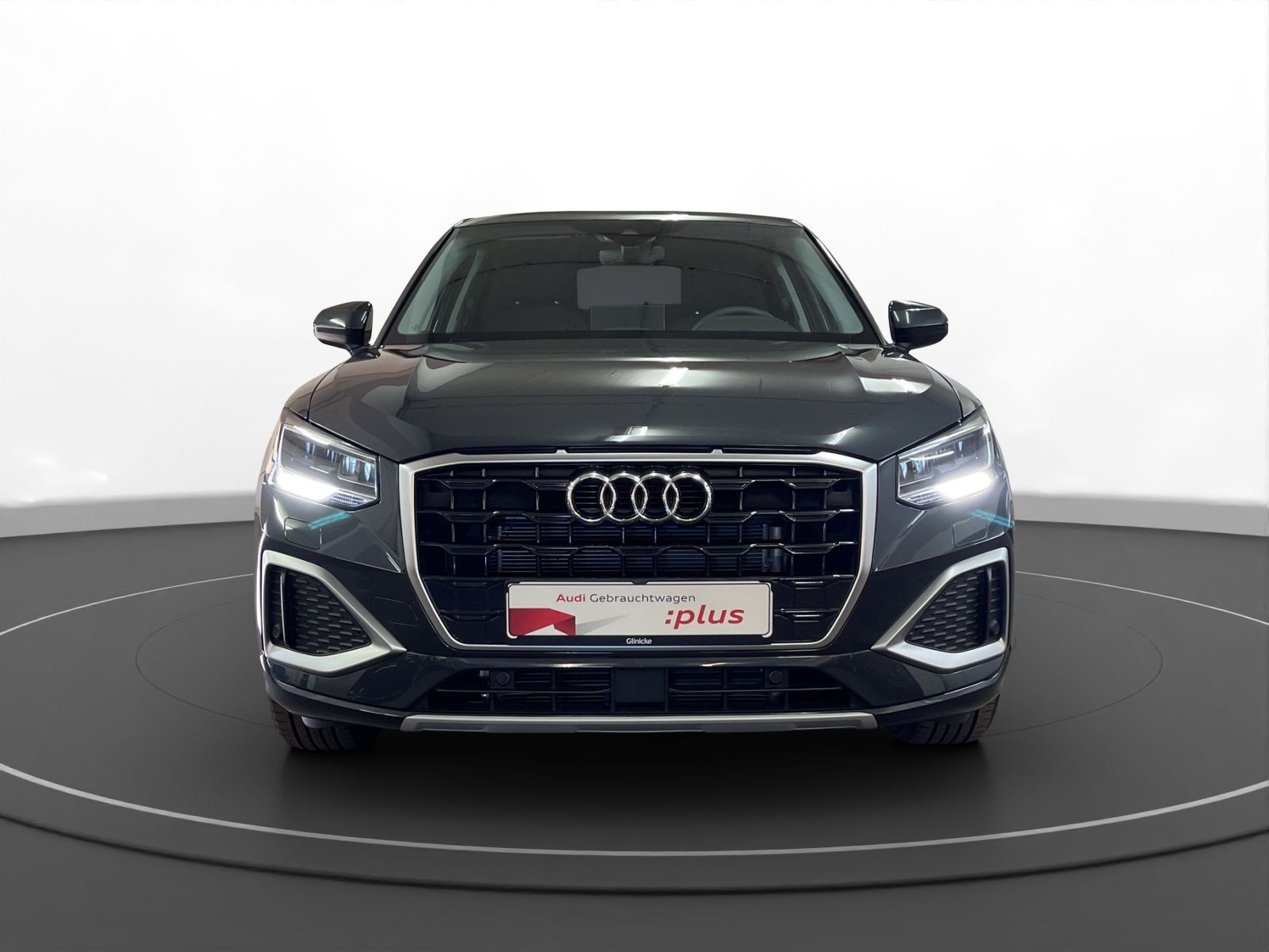 Audi - Q2_4
