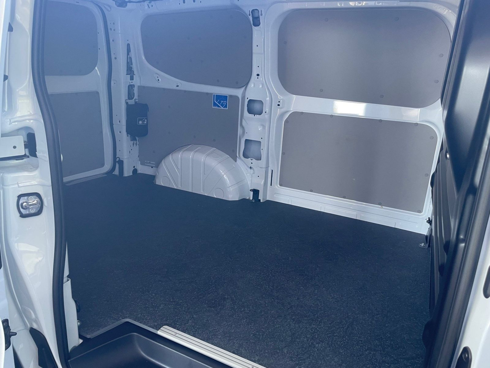 Volkswagen - T7 Transporter_5