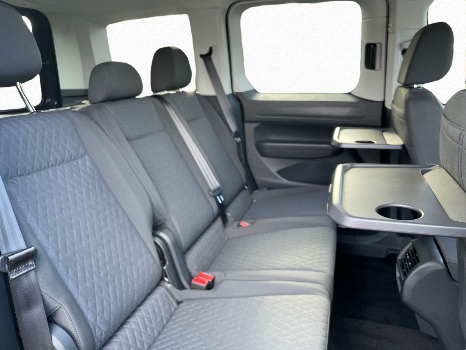 Volkswagen - Caddy_6