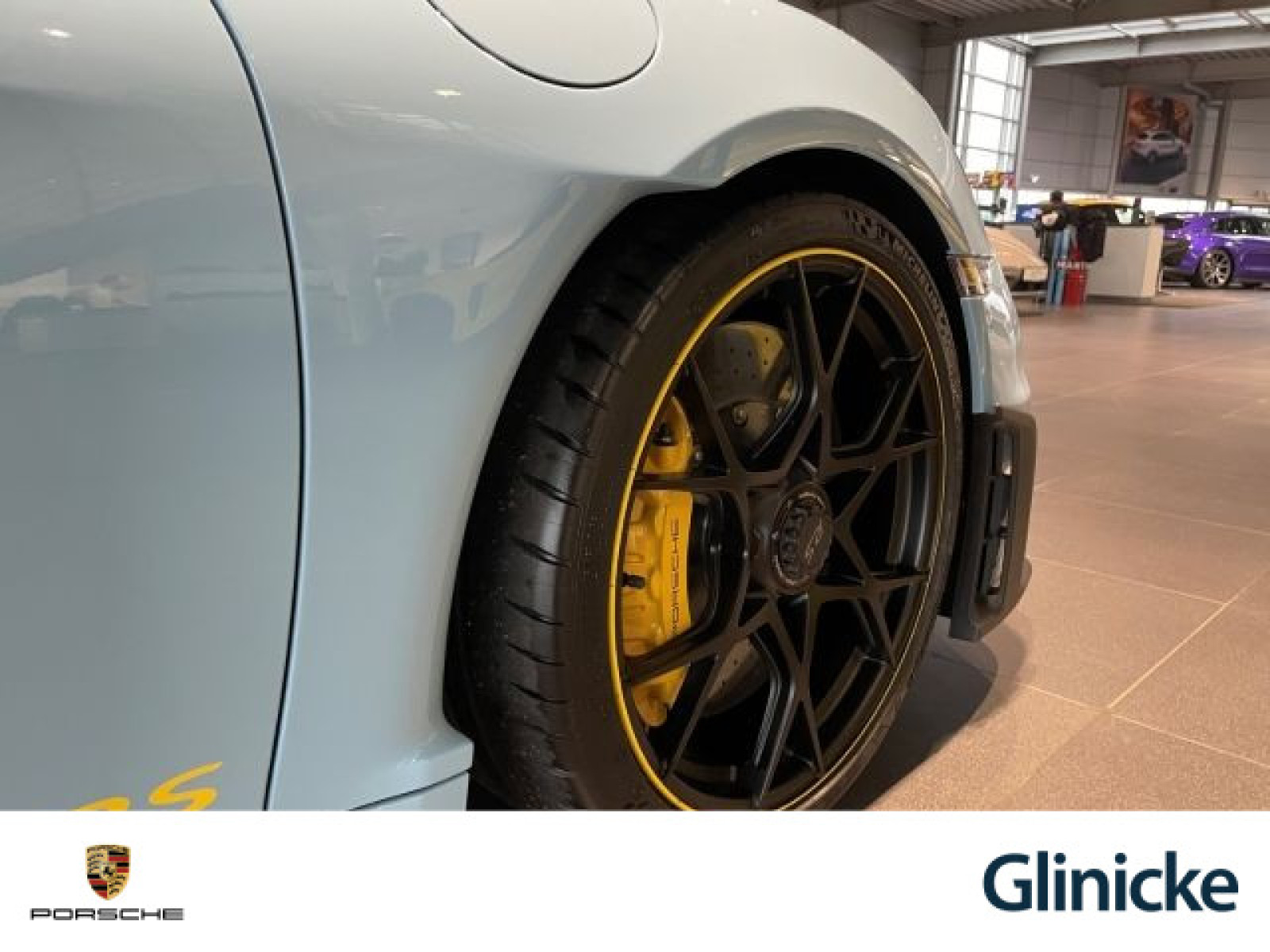 Porsche - Cayman_31