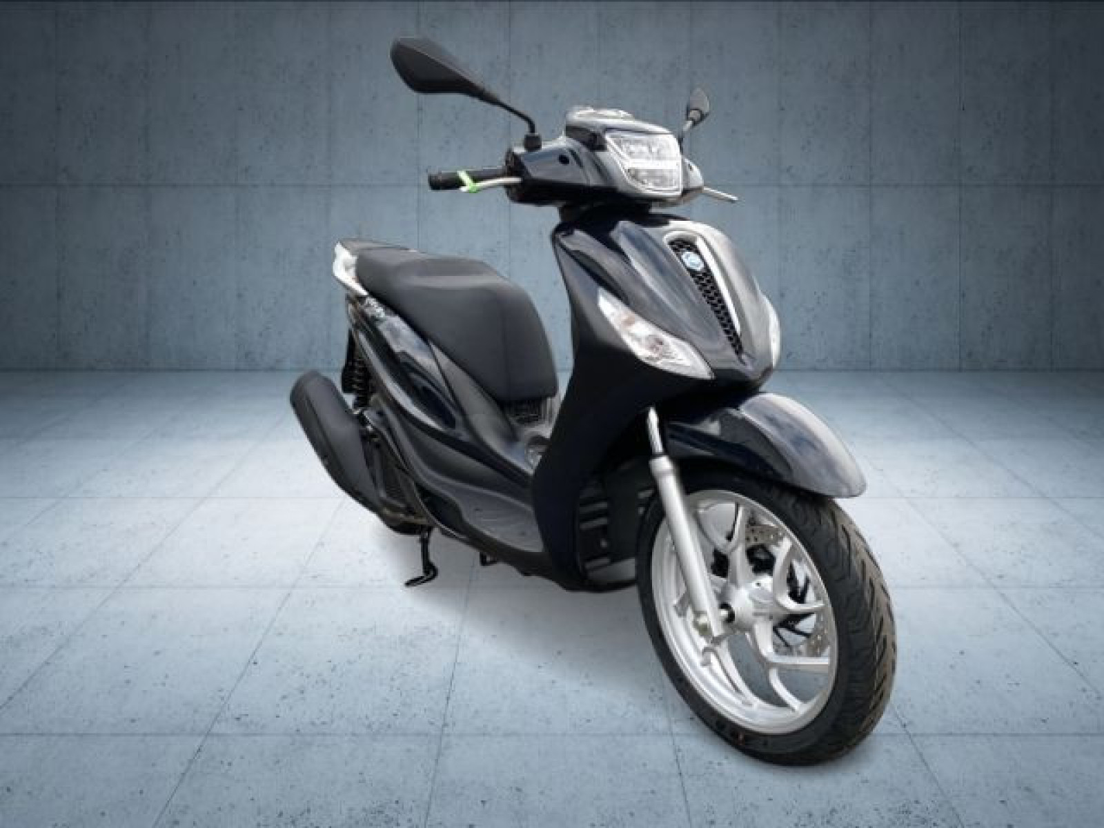 Piaggio - _8