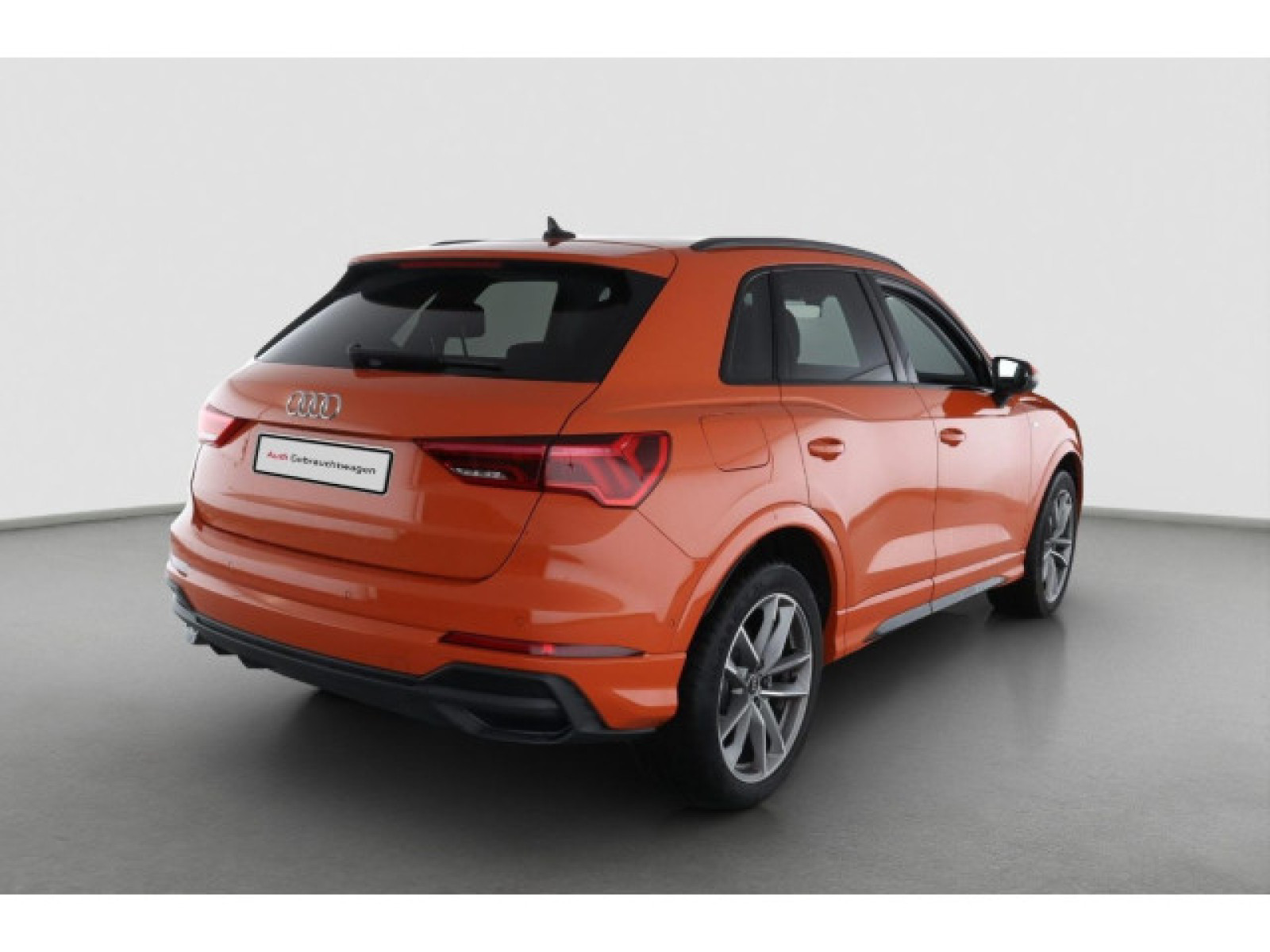Audi - Q3_2 Audi - Q3_2
