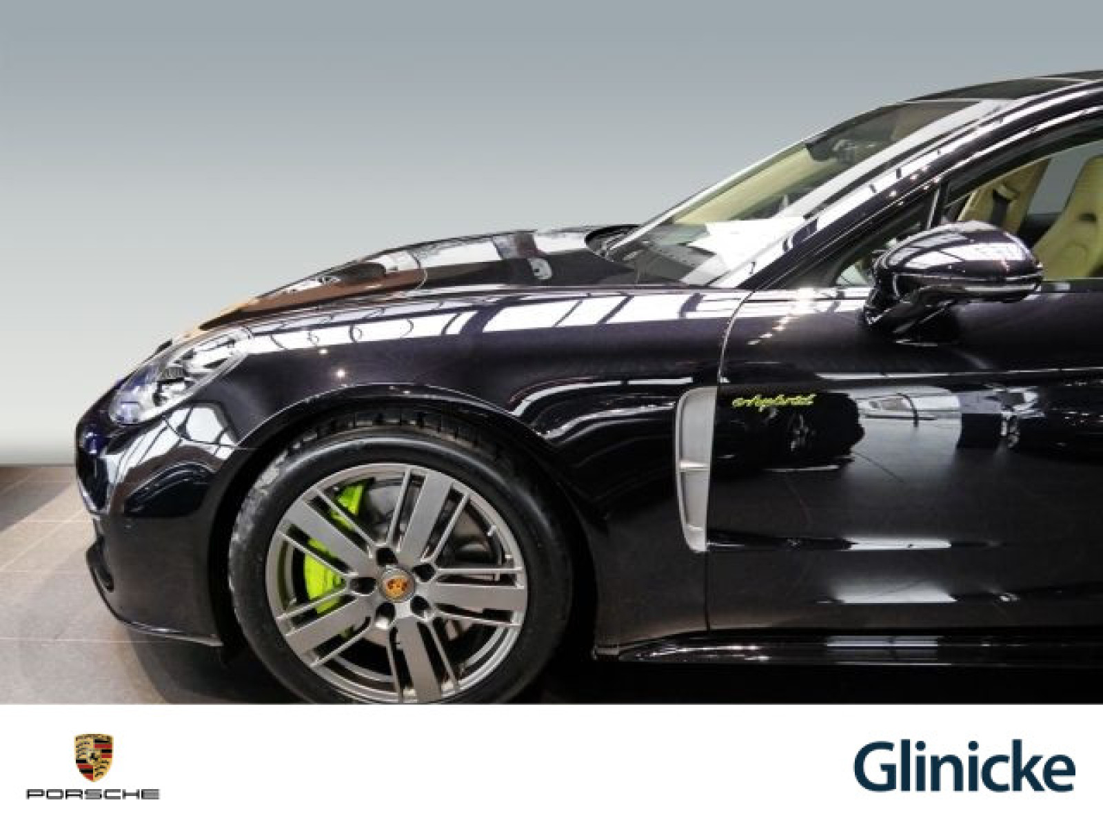 Porsche - Panamera_25