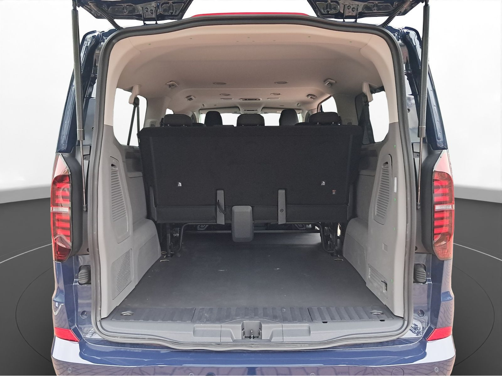Volkswagen - T7 Caravelle_16