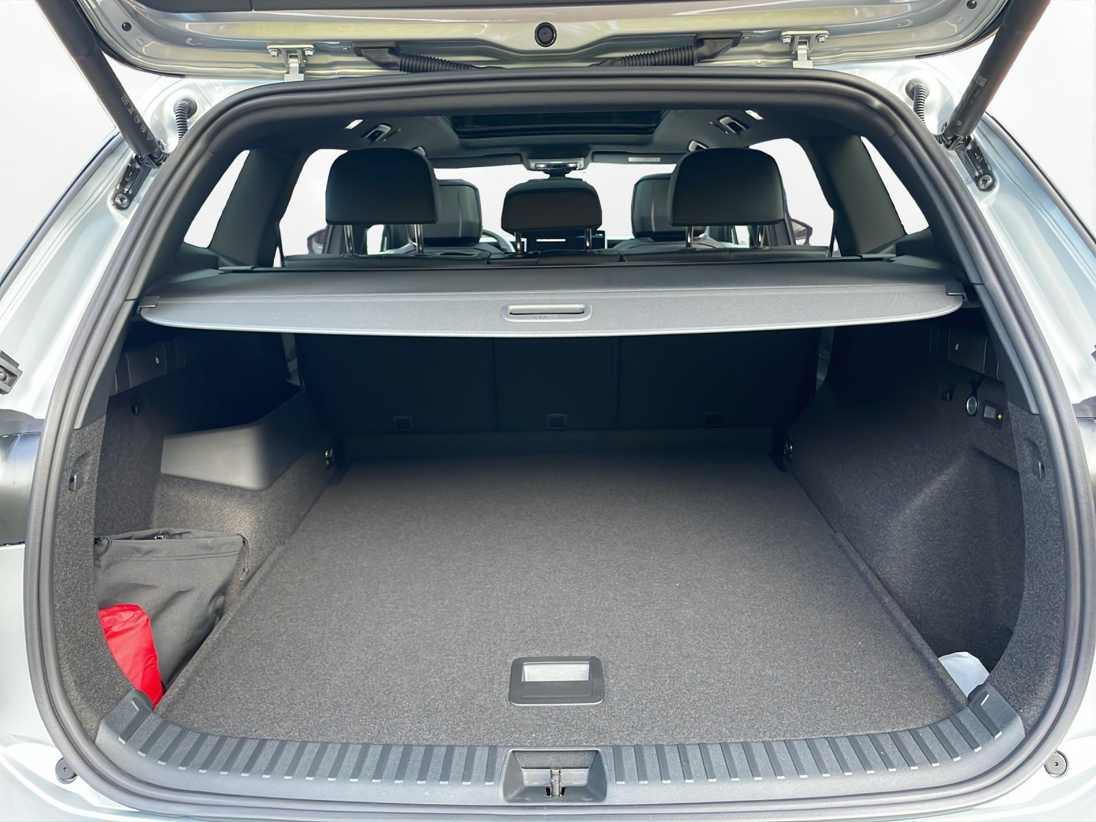 Volkswagen - Tayron_13