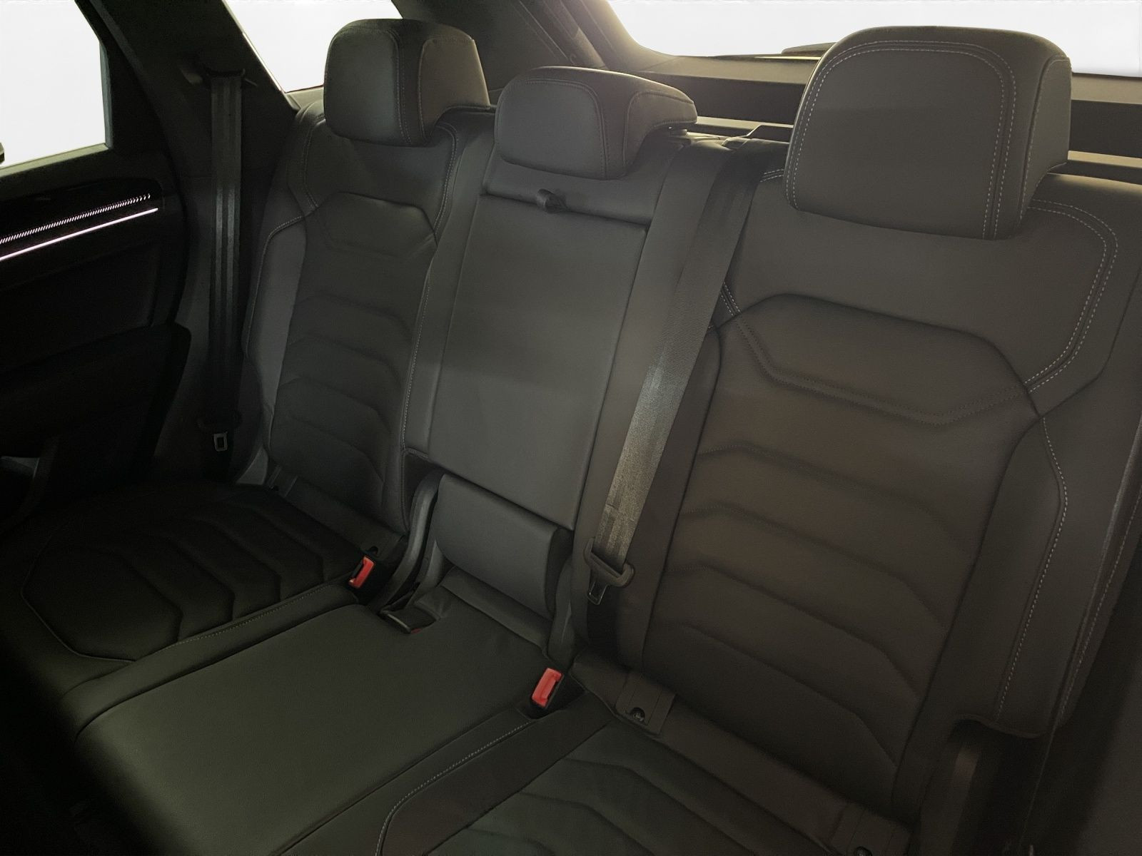 Volkswagen - Touareg_20