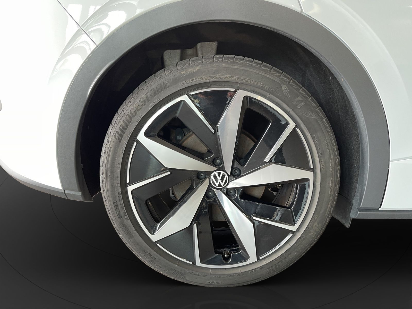 Volkswagen - ID.4_16