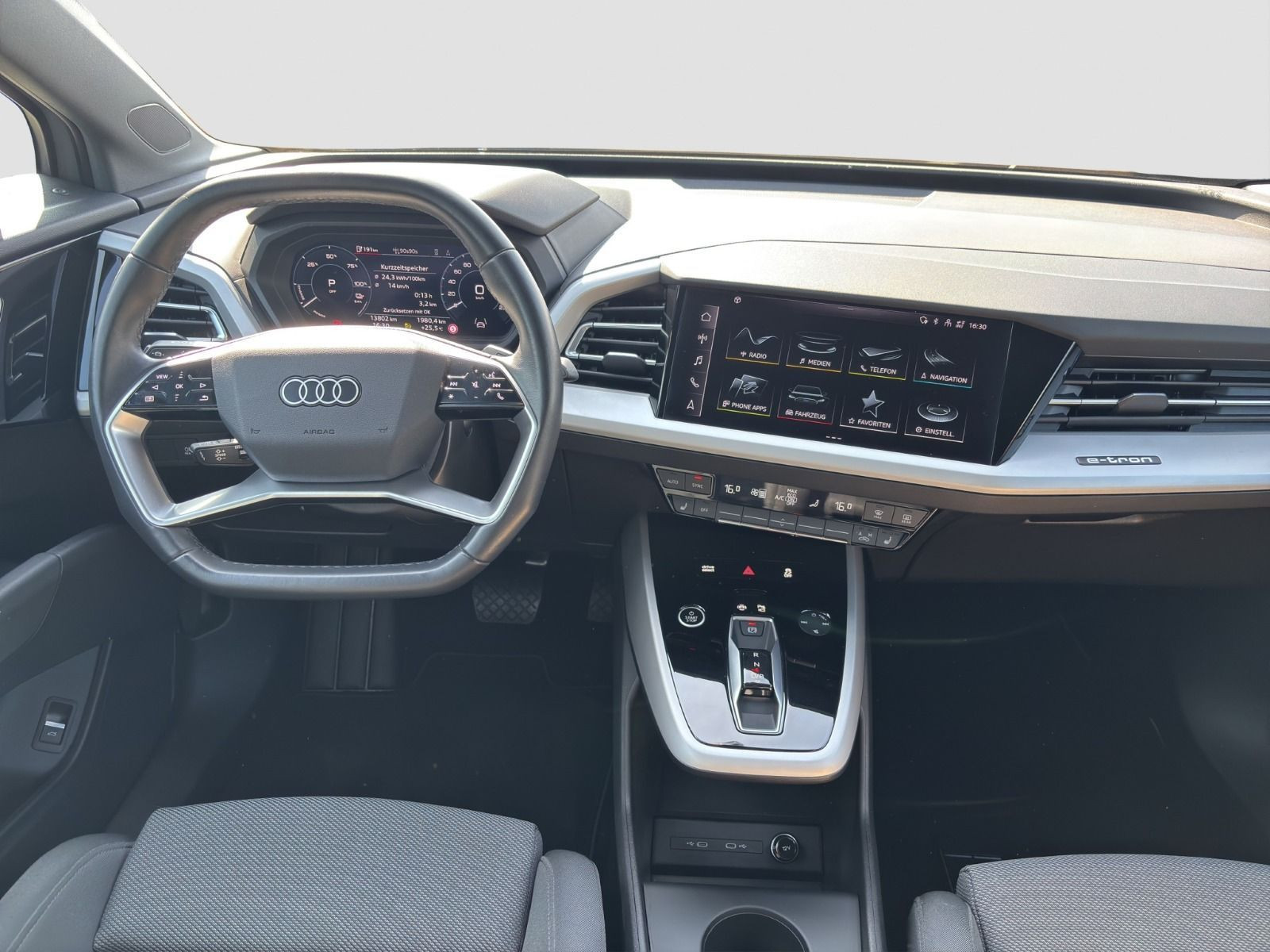 Audi - Q4 Sportback e-tron_13