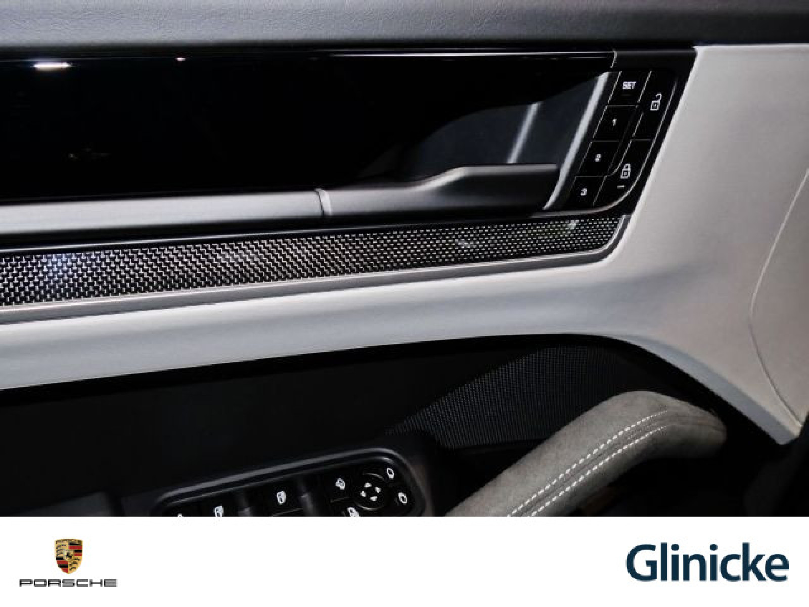 Porsche - Cayenne_17