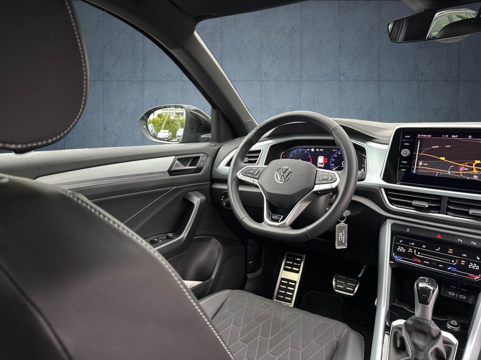 Volkswagen - T-Roc_23