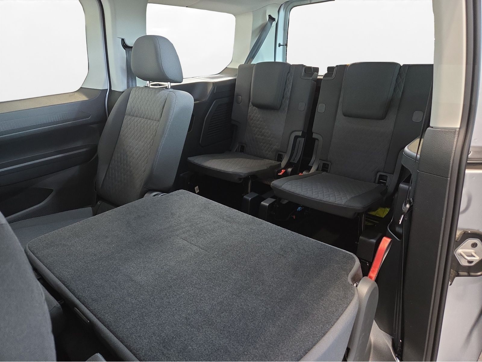 Volkswagen - Caddy_16