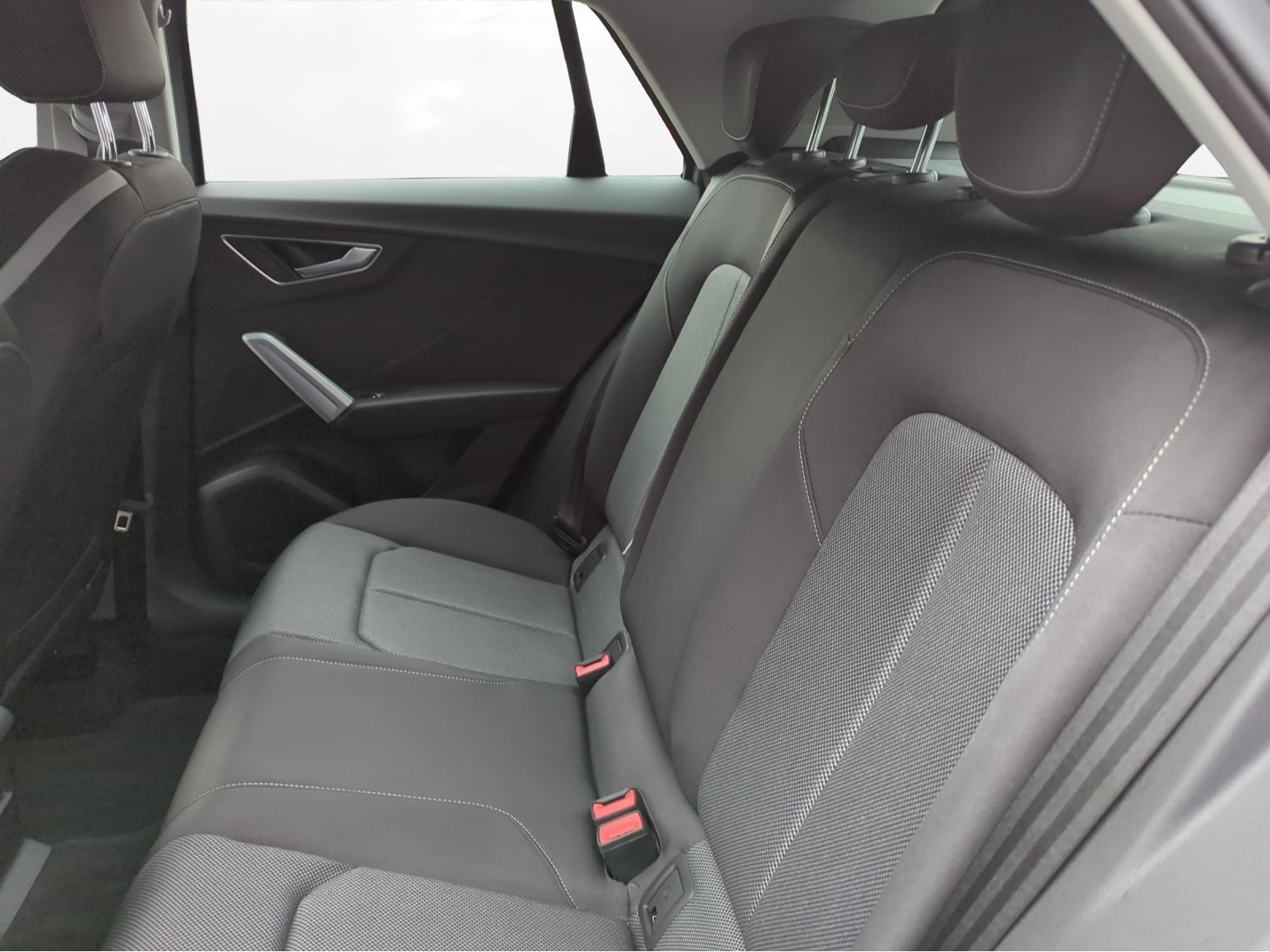 Audi - Q2_5
