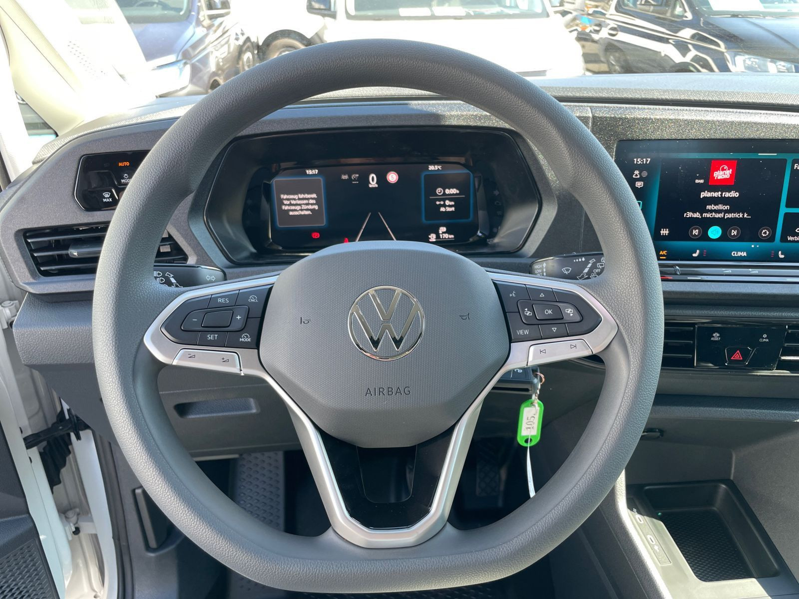 Volkswagen - Caddy Maxi_14