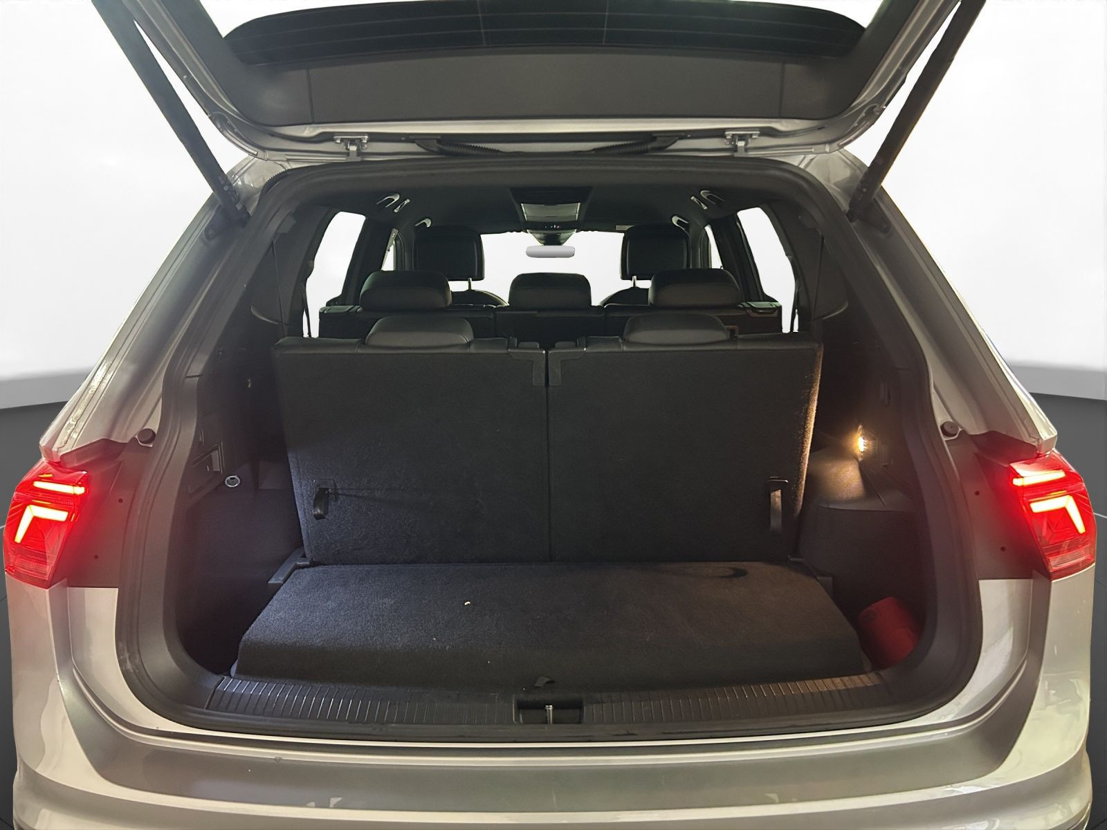 Volkswagen - Tiguan Allspace_24