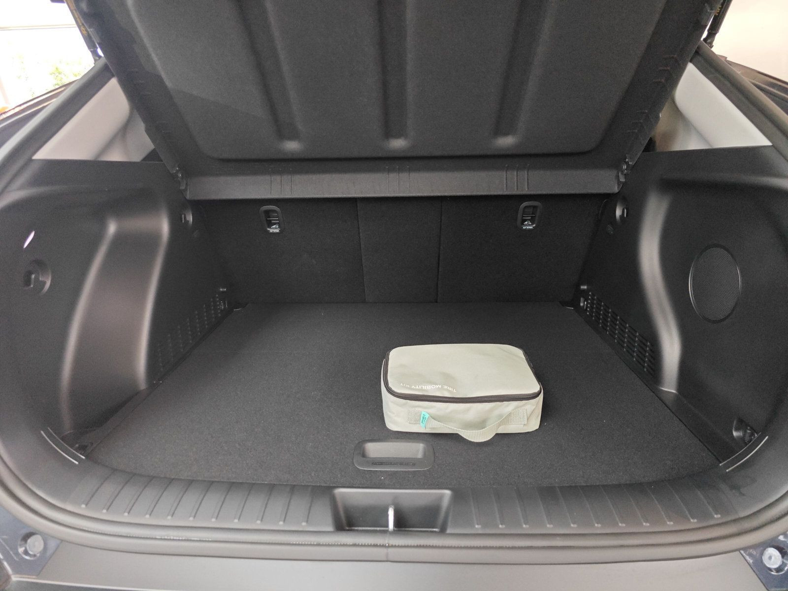 Hyundai - Kona_7