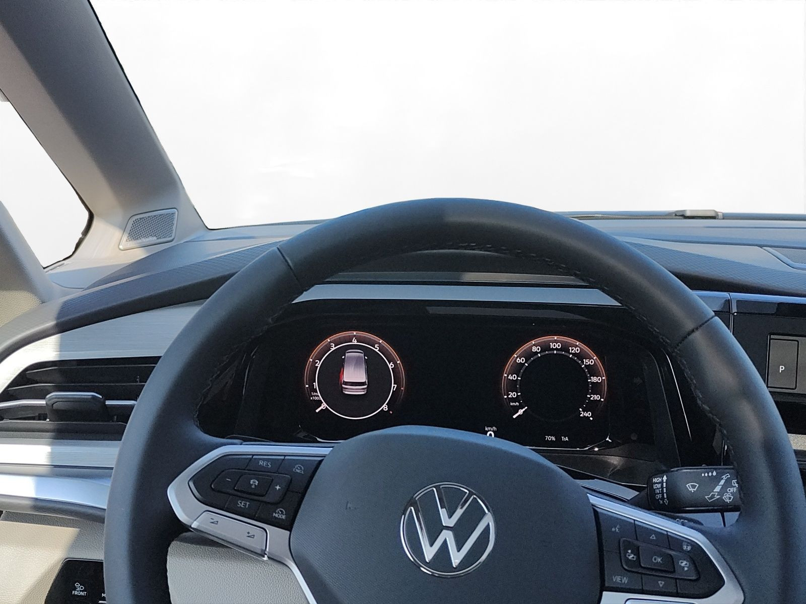 Volkswagen - Multivan_7